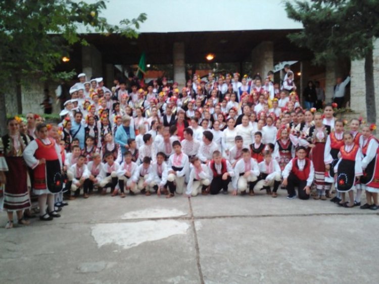 Съставите от читалище „Родопски фар“ ни представиха достойно на „Орфей пее с морето“