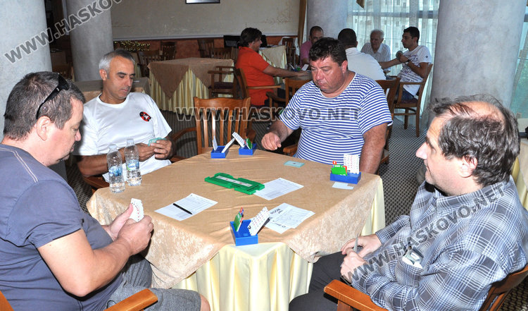 Хасковски тим спечели отборното  в турнира по спортен бридж