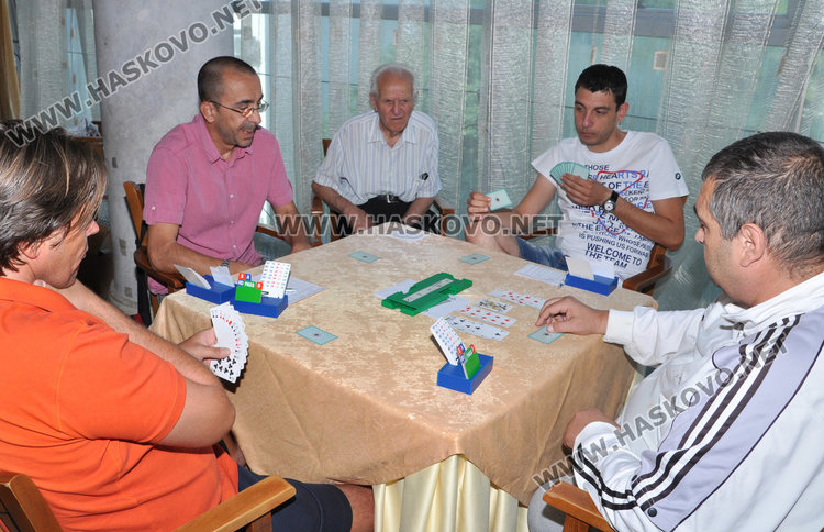 Хасковски тим спечели отборното  в турнира по спортен бридж