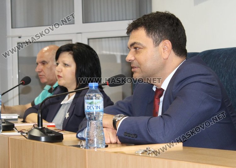 Председатели на Общински съвети разгледаха забележителностите на Димитровград