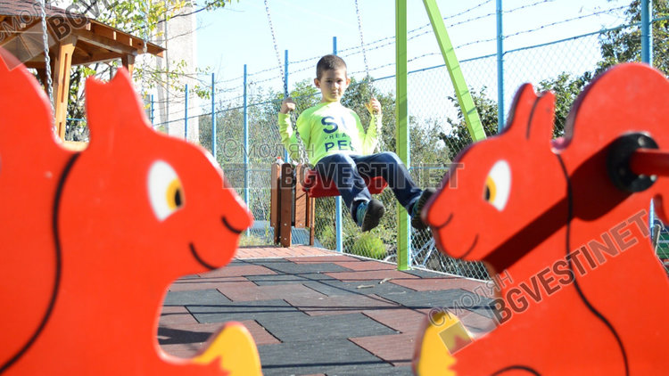 Тревога: Само един първокласник в училището в Букова поляна. Младите не бързат да се женят