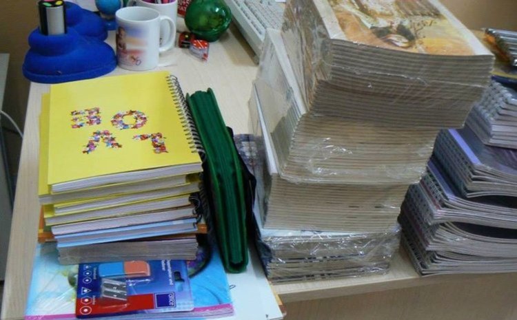 Подпомагат 20 бедни деца от димитровградско за новата учебна година