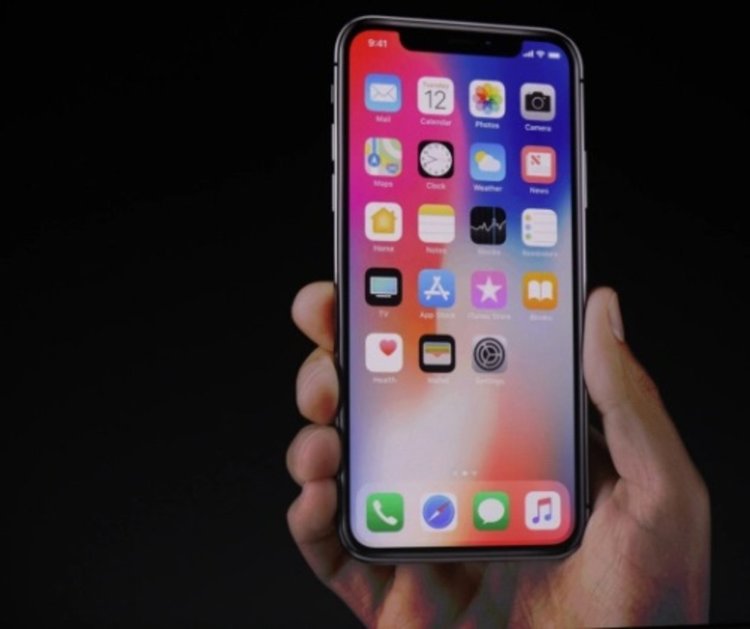 Apple представи новите модели iPhone