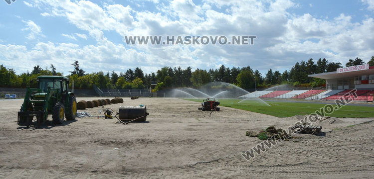 Зачимяват стадион „Хасково“, ремонтът приключва до дни