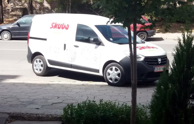 Хасковлийка: Шофьори карат и паркират по тротоара на „Дунав“