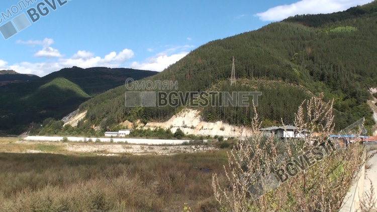 Вместо сегашния "змиярник" на входа на Девин ще се изгражда уникално водно огледало