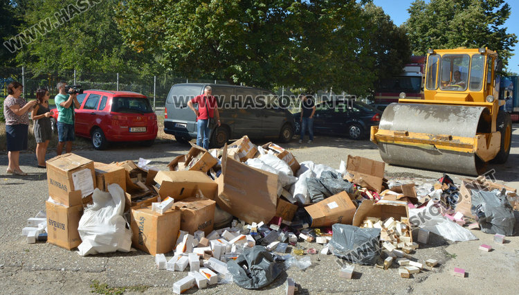 Валяк мина върху хиляди парфюми менте при акция на Митницата