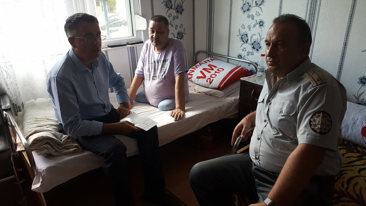 Общината осигури 25 датчици за самотно живеещи