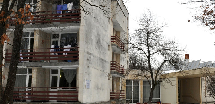 13 легла даряват на Дома за възрастни в „Кенана“