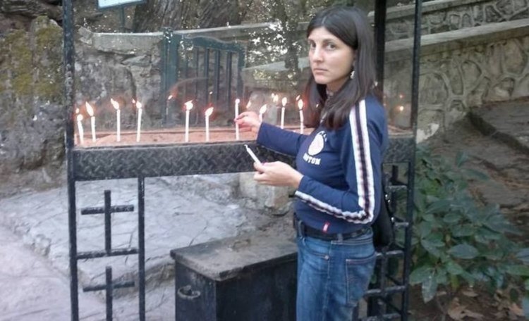 37-годишната Камелия Ставрева се нуждае от лечение в Германия, снимка -личен архив