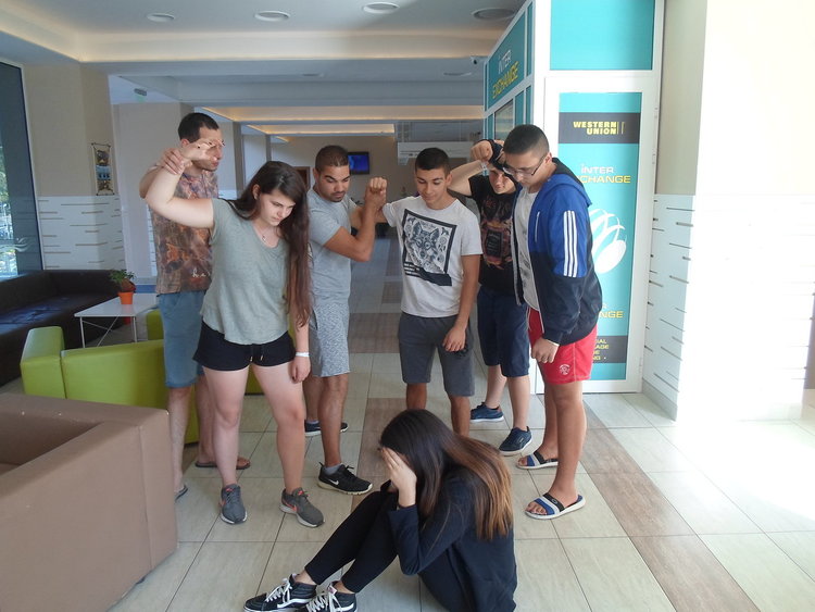 Младежи от общините Ардино и Ботевград участваха в общ проектза междурелигиозна толерантност