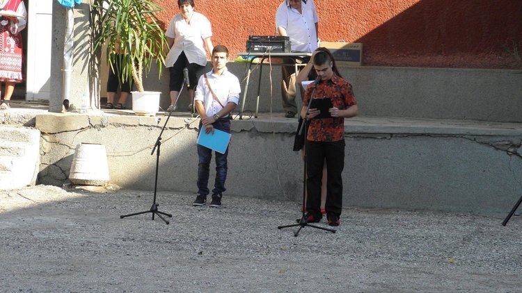 Професионалната гимназия стартира учебната година с 11 специалности 