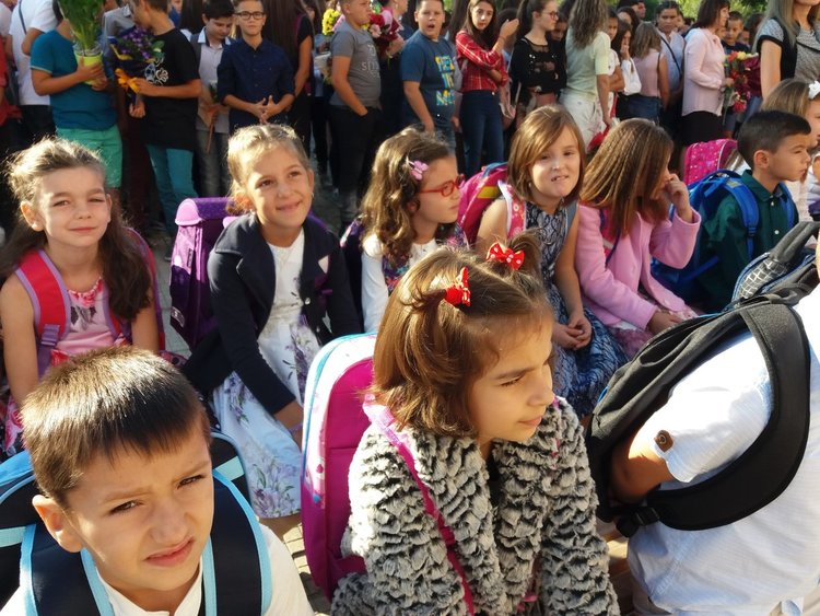 2136 ученици влязоха в общинските училища