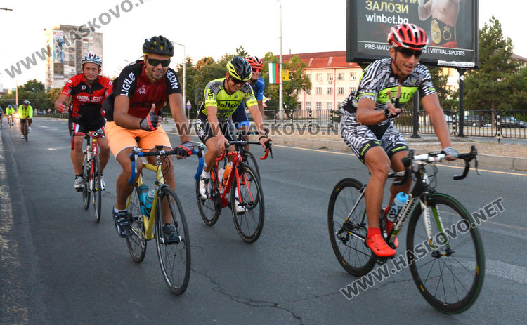 54 колоездачи в 209-километрова обиколка (обновена)