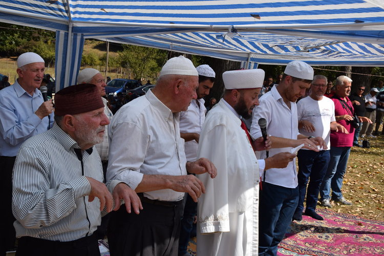 Молебен за дъжд бе отслужен на мевлида в „Карапънар“