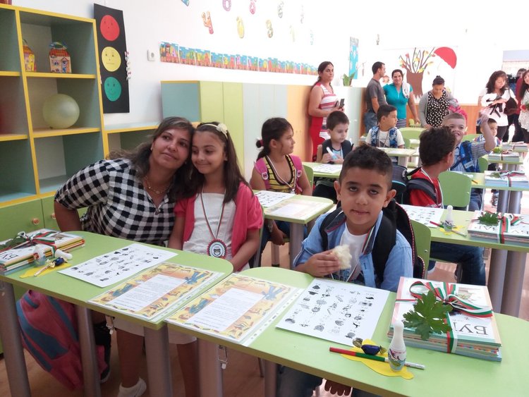 Училищата са обезпечени с кадри