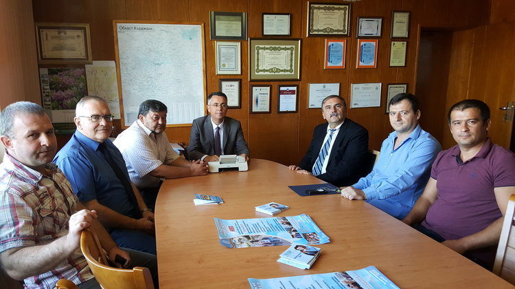 Компютърните инженери на общината са завършили един и същ университет