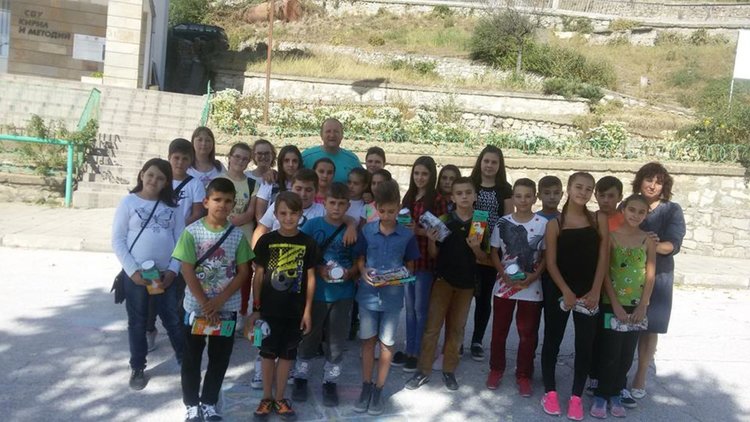 Чиновници пеш на работа за седмицата на европейската мобилност