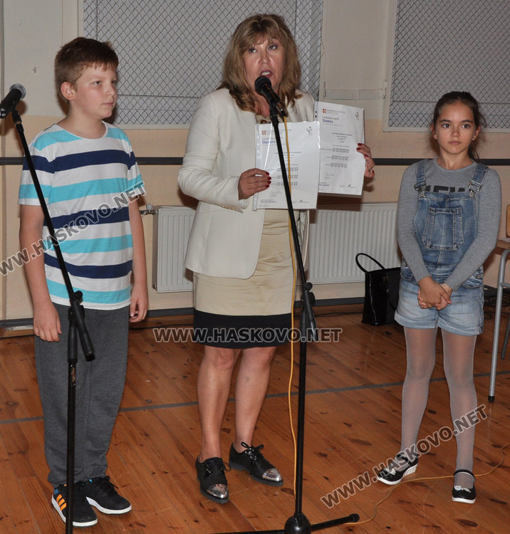 43 гимназисти със сертификати от Кеймбридж