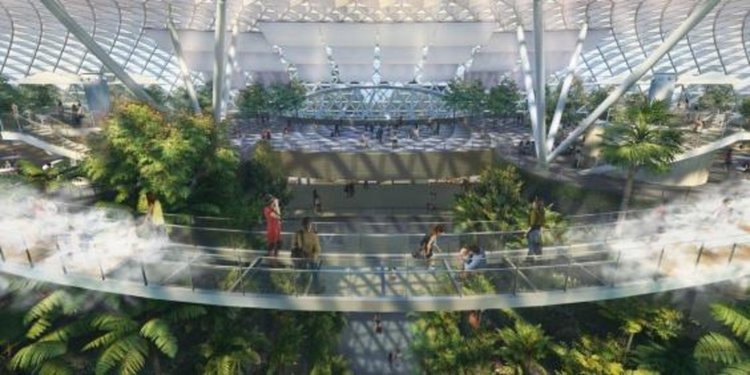 Най-доброто летище в света пленява с гора и водопад на закрито