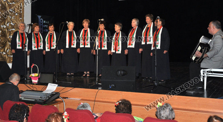 Пъстър концерт в Хасково за Международния ден на възрастните