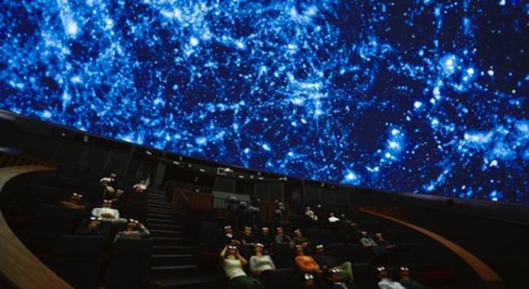 Фреш срещи в космическото кафене тази вечер в Планетариума
