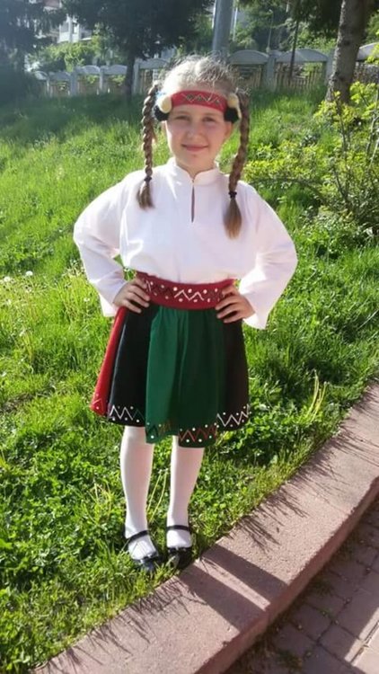 Рая Згурова изпрати още снимки за конкурса