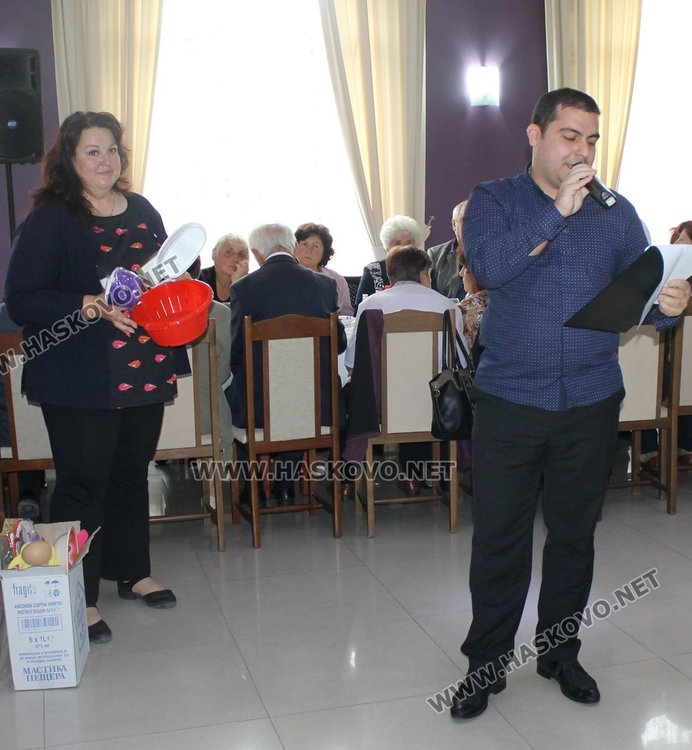 Над 350 пенсионери празнуваха в Димитровград