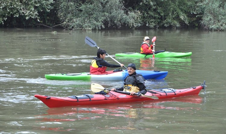 Съветник от Димитровград сред смелчаците, спуснали се с лодка по река Марица