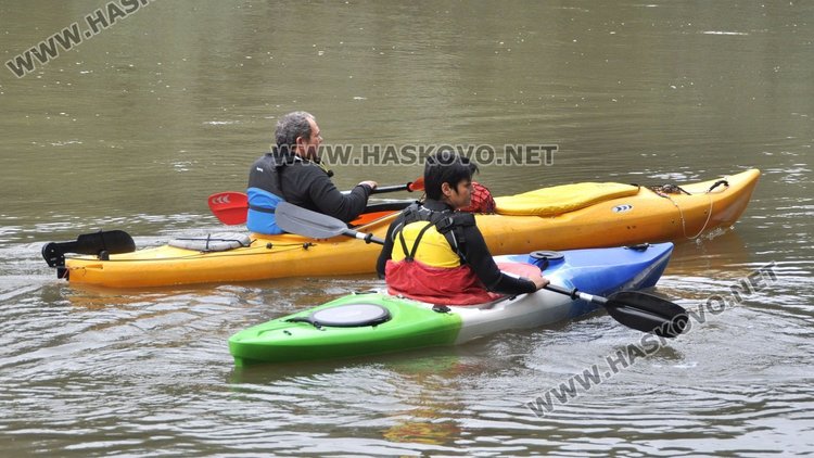 Съветник от Димитровград сред смелчаците, спуснали се с лодка по река Марица