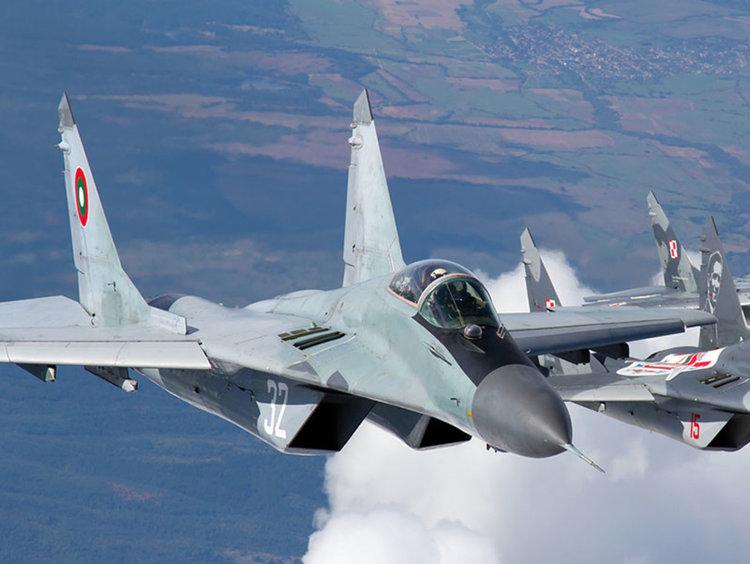 Сърбия получи два изтребителя МиГ-29, очаква още четири от Русия