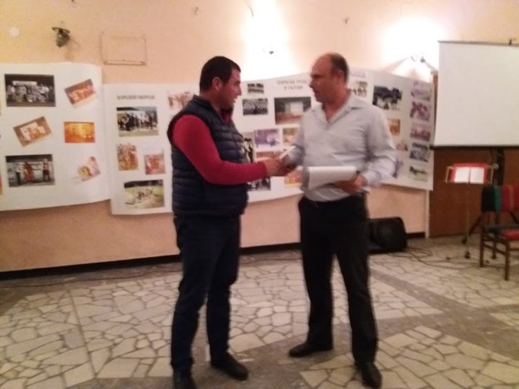 Ангел Велев подкрепи финансово състава