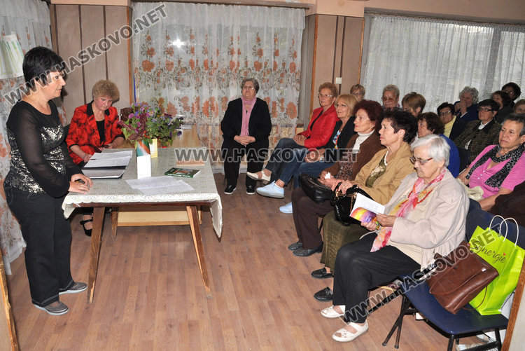 Читалище „Аспарух Лешников“ откри новия си дом с рецитал и песни