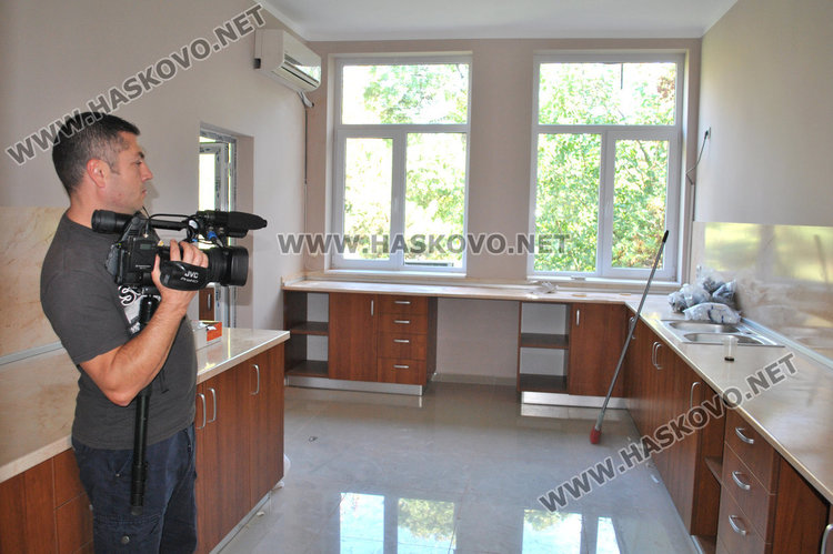 Болницата открива нова Клинична лаборатория с въздушна поща