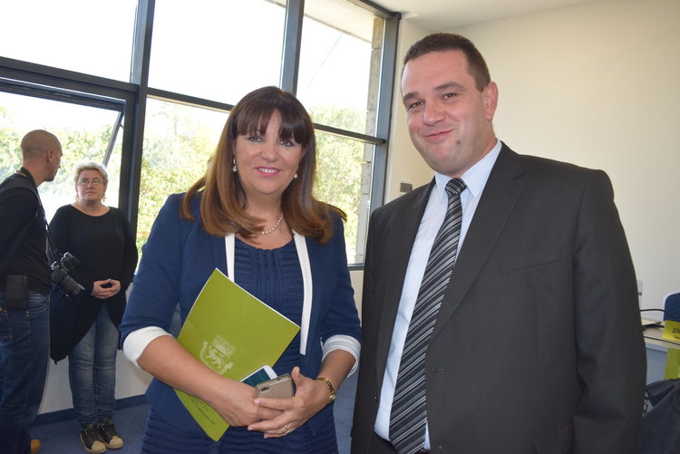 Здрав кърджалийски тим на международния форум на науката в столицата на Източните Родопи