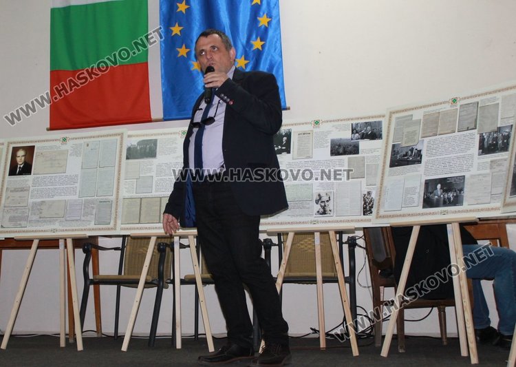 Почетоха с изложба в Димитровград земеделския лидер Никола Петков