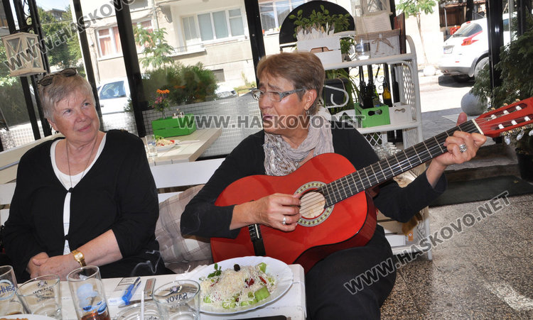 Доайенът на журналистиката в Хасково и екскмет Димитър Добрев отбеляза 80 – годишен юбилей