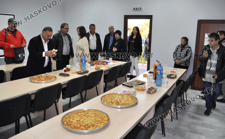 Център за активно включване отвори врати в Минерални бани