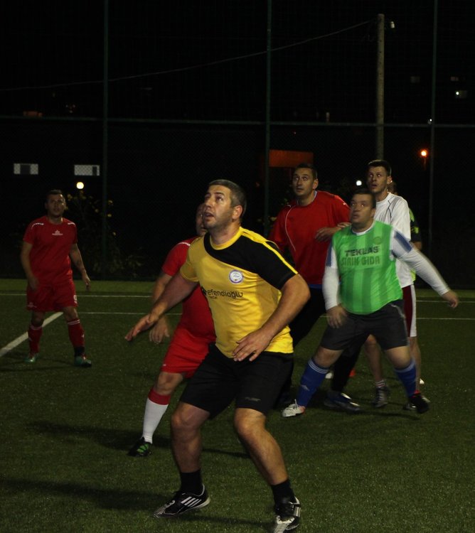 ‚Докторите“ победиха „Ю ЕС Инженеринг“ с 6: 3 в приятелска среща