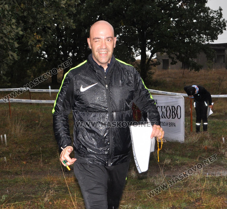 140 газят в кал и дъжд за приз „Компас 94“ по ориентиране