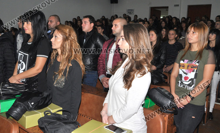 УНСС в Хасково откри учебната година с рекорден брой студенти