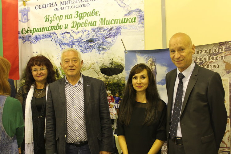 Беливанов договори бизнес сътрудничество с кметицата на Кавала