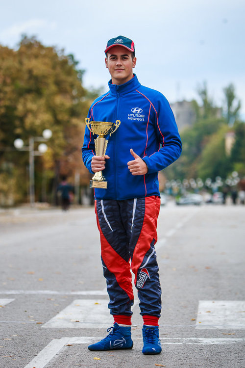 Хасковският пилот Симеон Симеонов стана републикански шампион