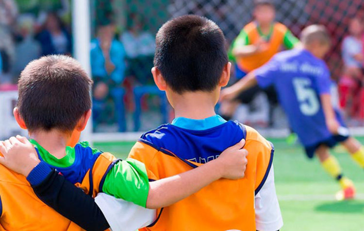 Партньори от пет държави учат деца на „Щастие чрез спорт“