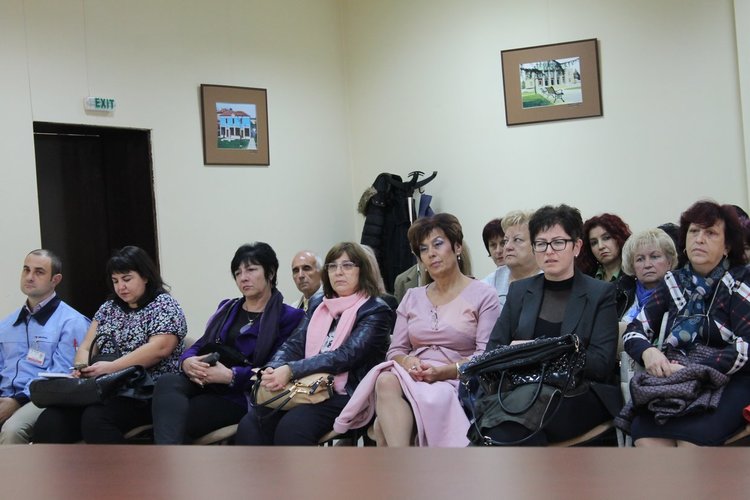 Експерти: расте интересът към дуалното обучение в Хасково