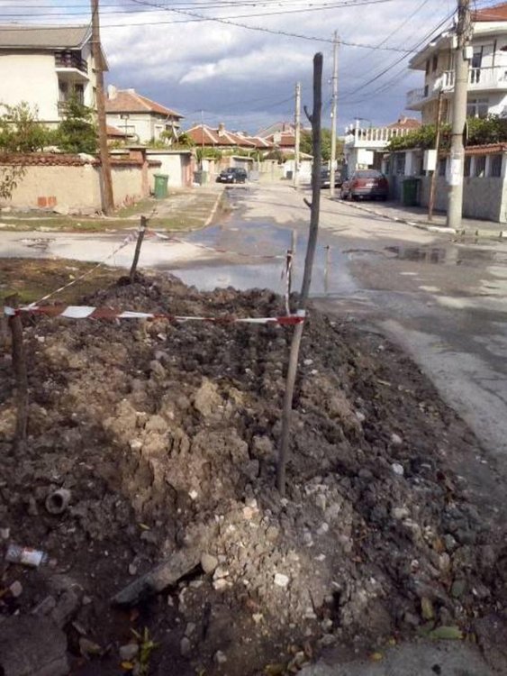 Живеещи на "Калоян": ВиК да си оправят щетите след ремонтите