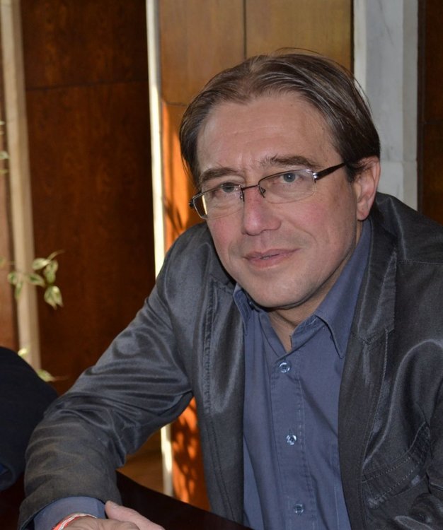 Поздравление от кмета на Асеновград Емил Караиванов по повод Деня на българската община