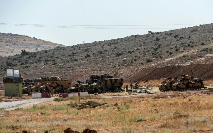 Tурски танкове и БТР-и навлязоха в Сирия (видео)