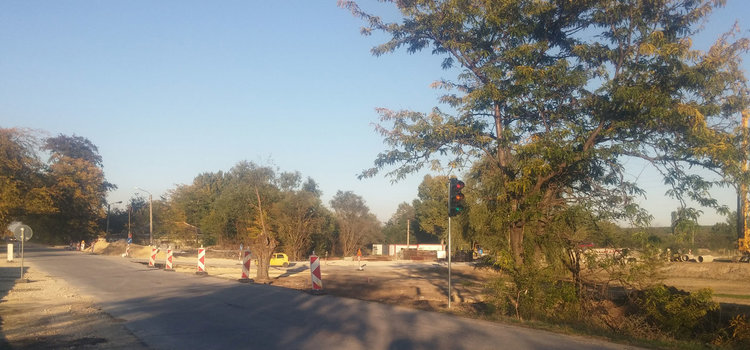 Предстои пътят Първомай - Дълбок извор да се регулира със светофар