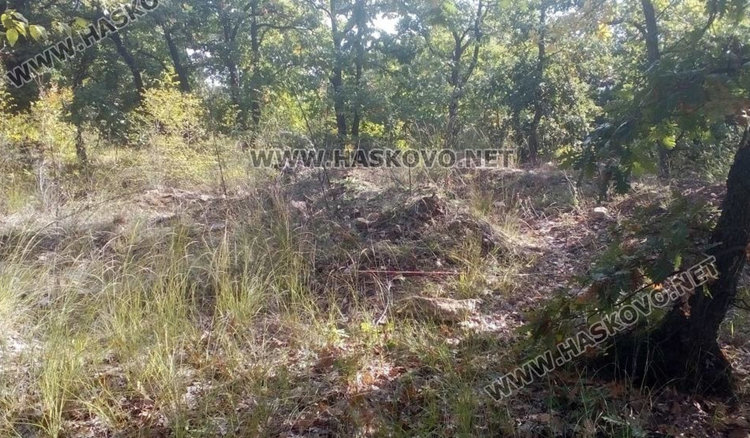 Разкриха селище на 1500 години в нива край Глухите камъни